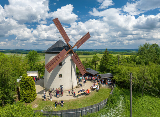 Bild 1 Die letzte Windmühle des Vogtland gewährt einen authentischen Eindruck in die Zunft der Müllerei.